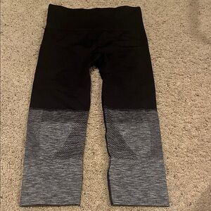 Lululemon capri leggings